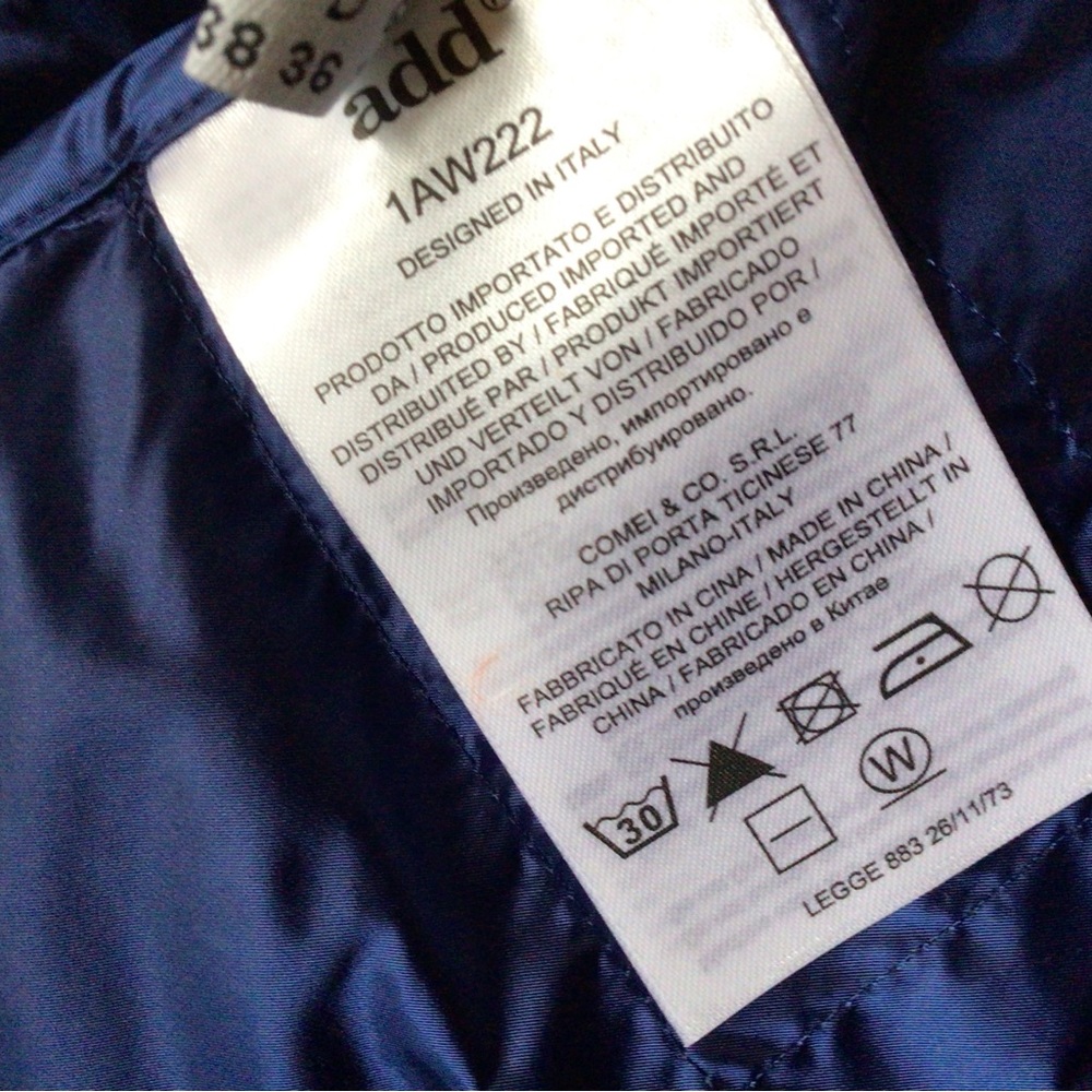 Add down jacket, Navy, size 4 - Picture 12 of 12